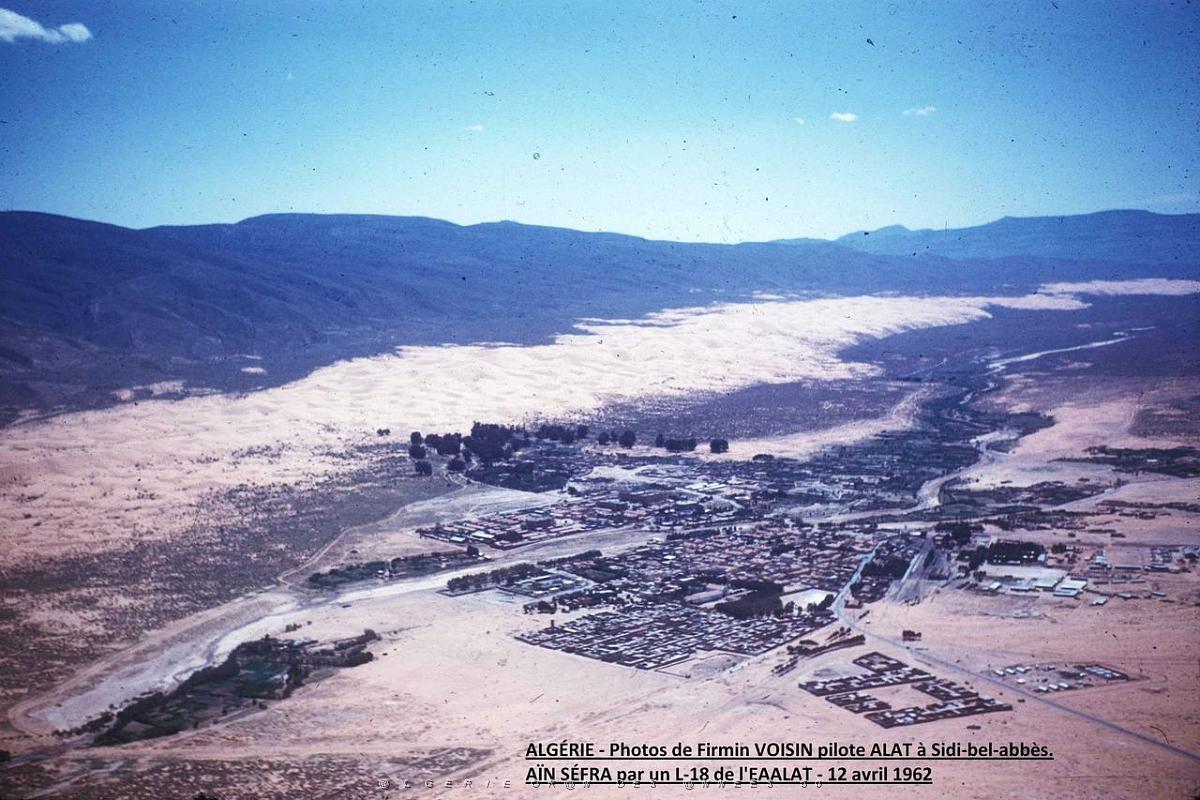 VF-081 Ain-Sefra le 12 avril 1962 par un L-18 de l'EAALAT.jpg